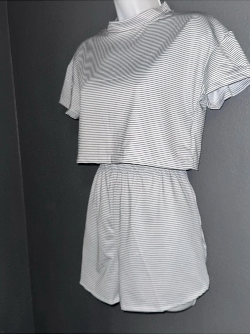 Women’s Matching Pajama Set Short Sleeve Top & Shorts Grey/White Medium